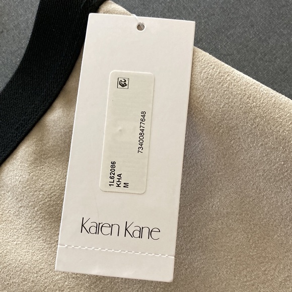 Karen Kane skirt Size M scollop cream with black lining and elastic black band. - Picture 7 of 13